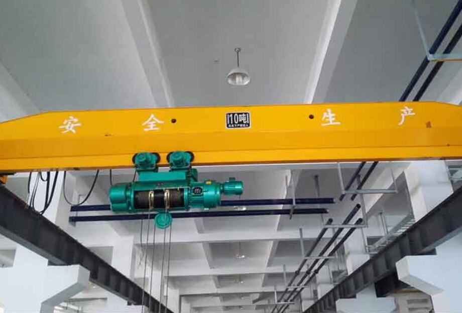 LB型(xíng)防爆電動單(dan)梁起重機